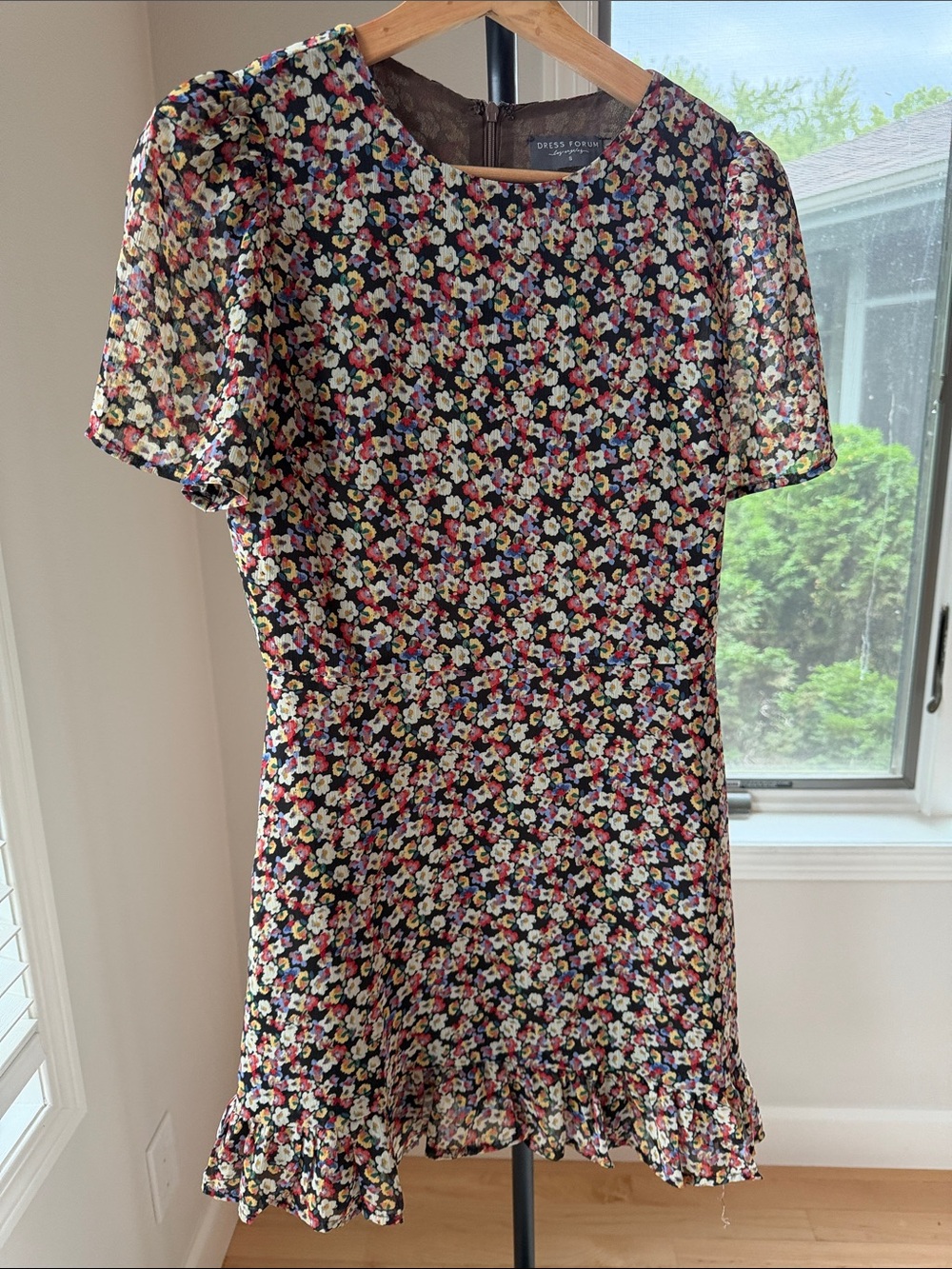 Floral cap sleeve dress